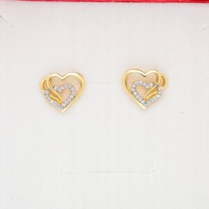 Złote kolczyki w kształcie serca